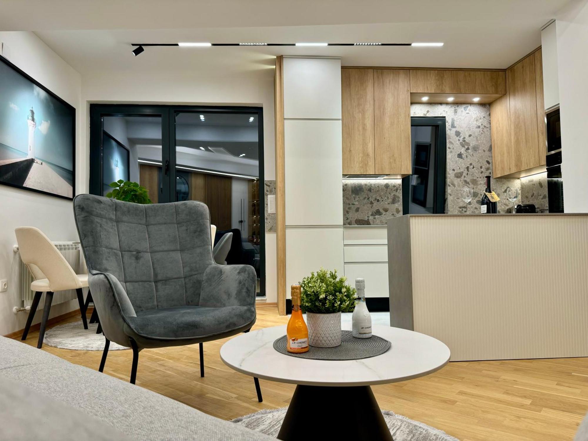 Maria Luxury Apartment Скопье Экстерьер фото